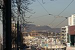 Blick von der Huttengasse auf den Kahlenberg